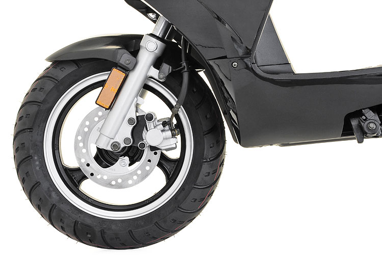 Petrol Scooter 125cc Scorpion Wheel