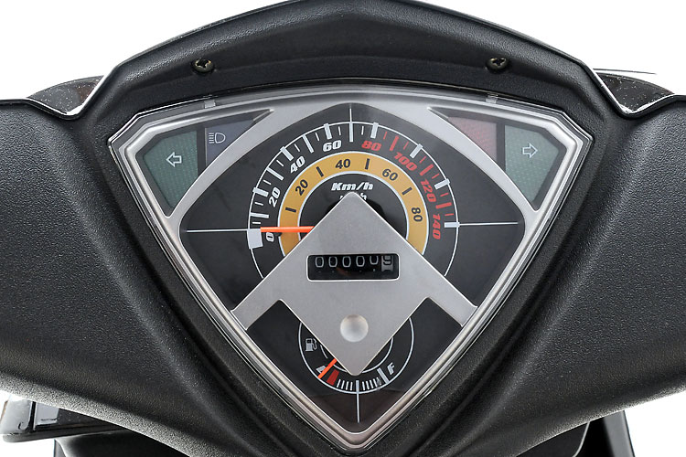 Petrol Scooter 125cc Spyder Speedo